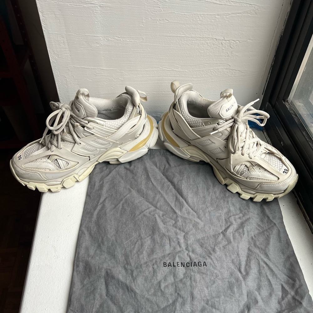 Balenciaga Track Sneakers - Picture 3 of 6